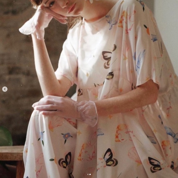 Noémie Vaillancourt of Missnoemiah Célia Dress - Picture 4 of 4